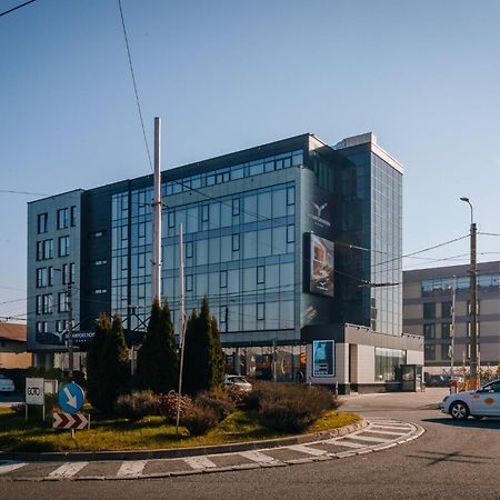 Sky Airport Hotel Cluj-Napoca Esterno foto