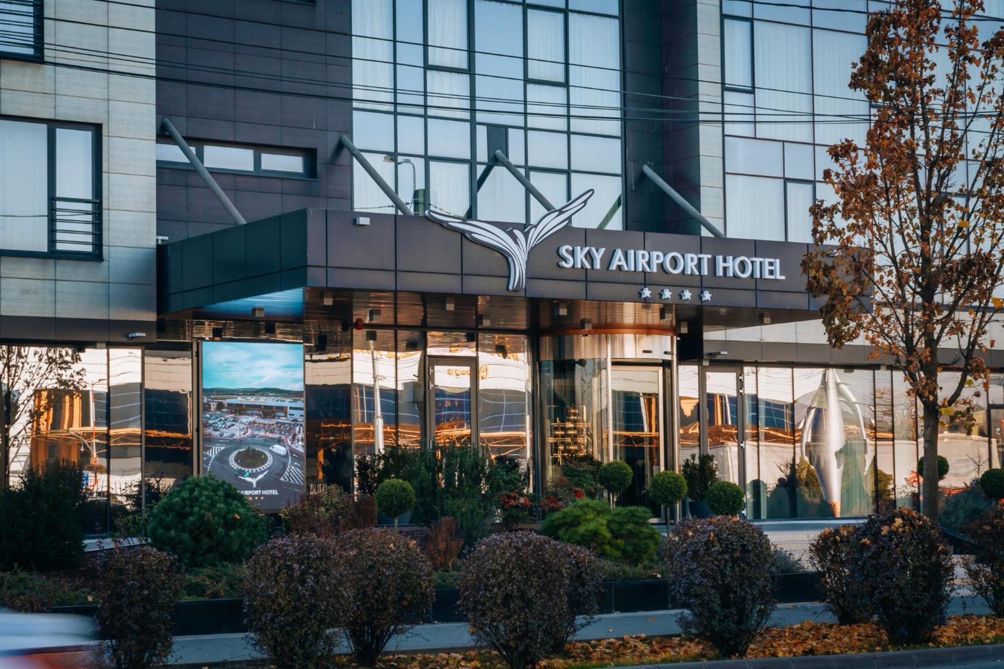 Sky Airport Hotel Cluj-Napoca Esterno foto
